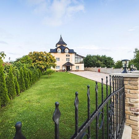 Navigator Hotell Palić Exteriör bild