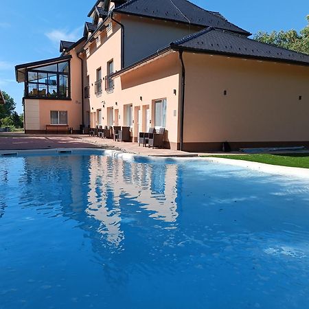 Navigator Hotell Palić Exteriör bild