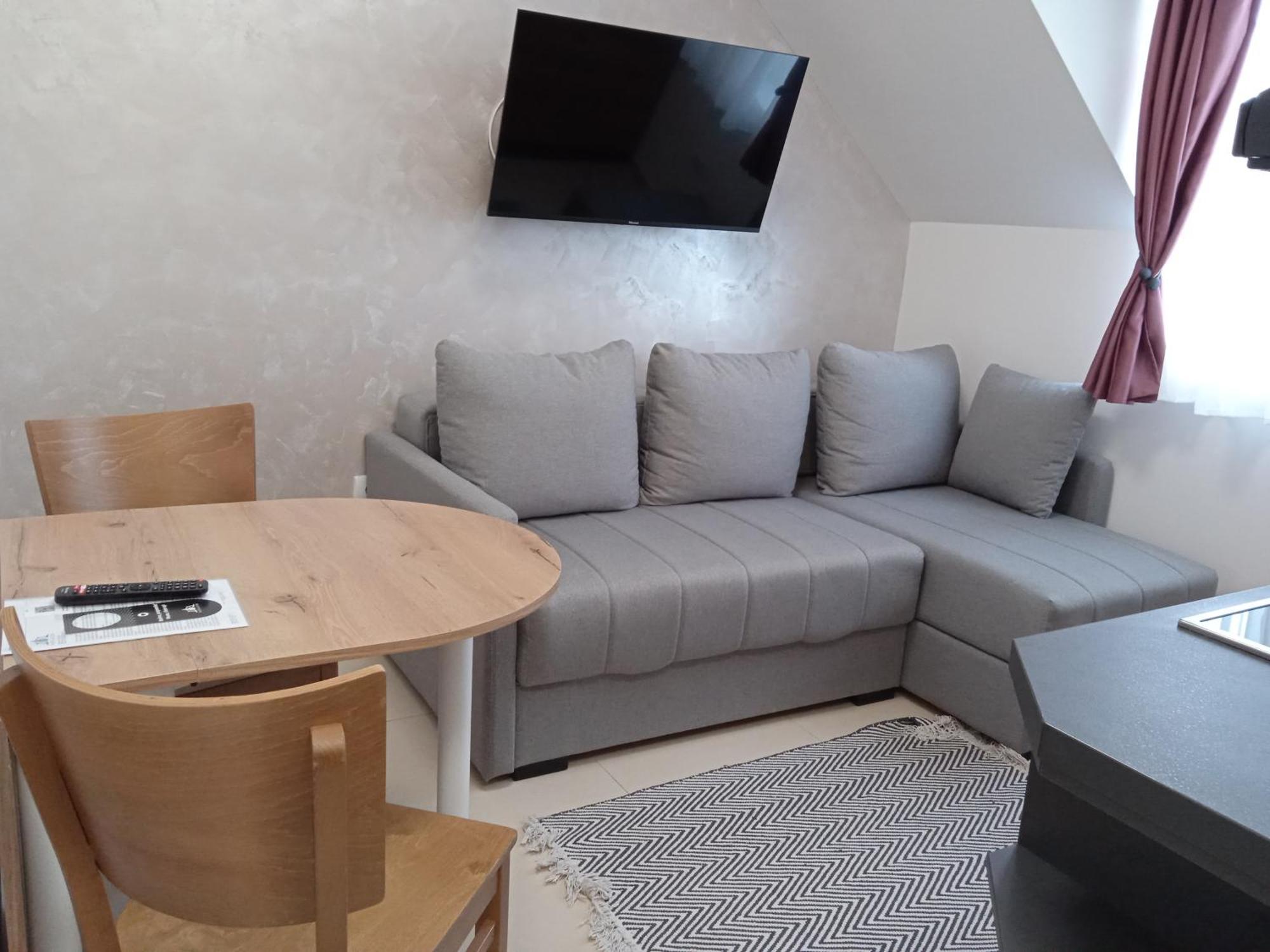 Navigator Hotell Palić Rum bild